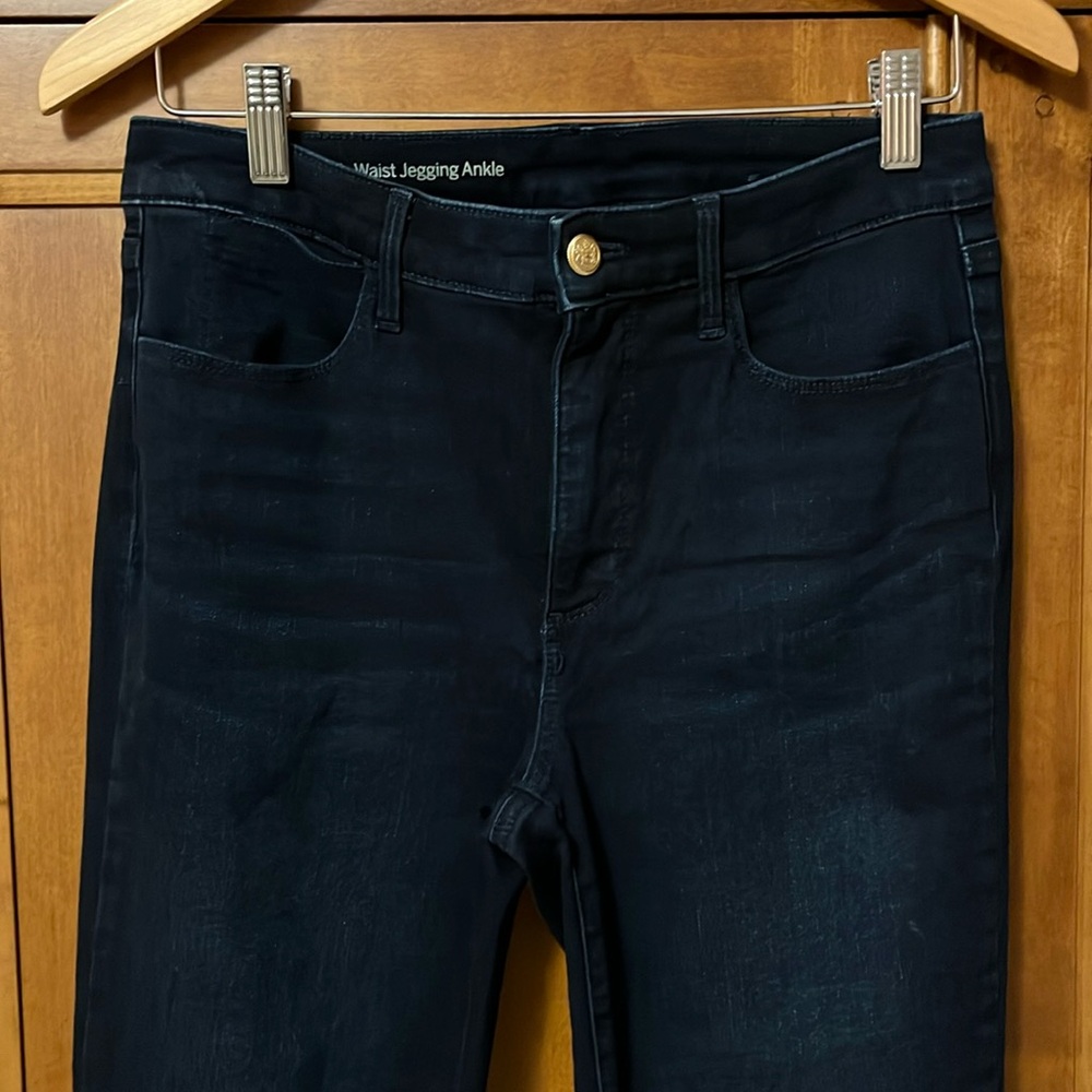 Talbots high waisted Jegging Ankle Jeans . Size 6. Like New